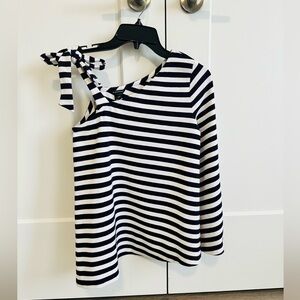 New without tags Club Monaco Sweater top size S
